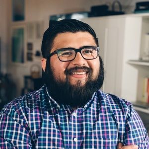 Meet your Posher, Eli